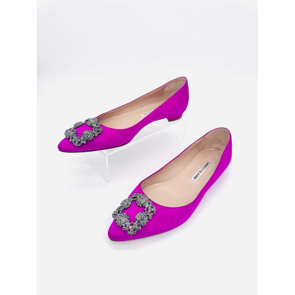 Manolo Blahnik Hangisi Pink Satin Crystal Embellished Buckle Flats Shoes EU 38 - Picture 10 of 10